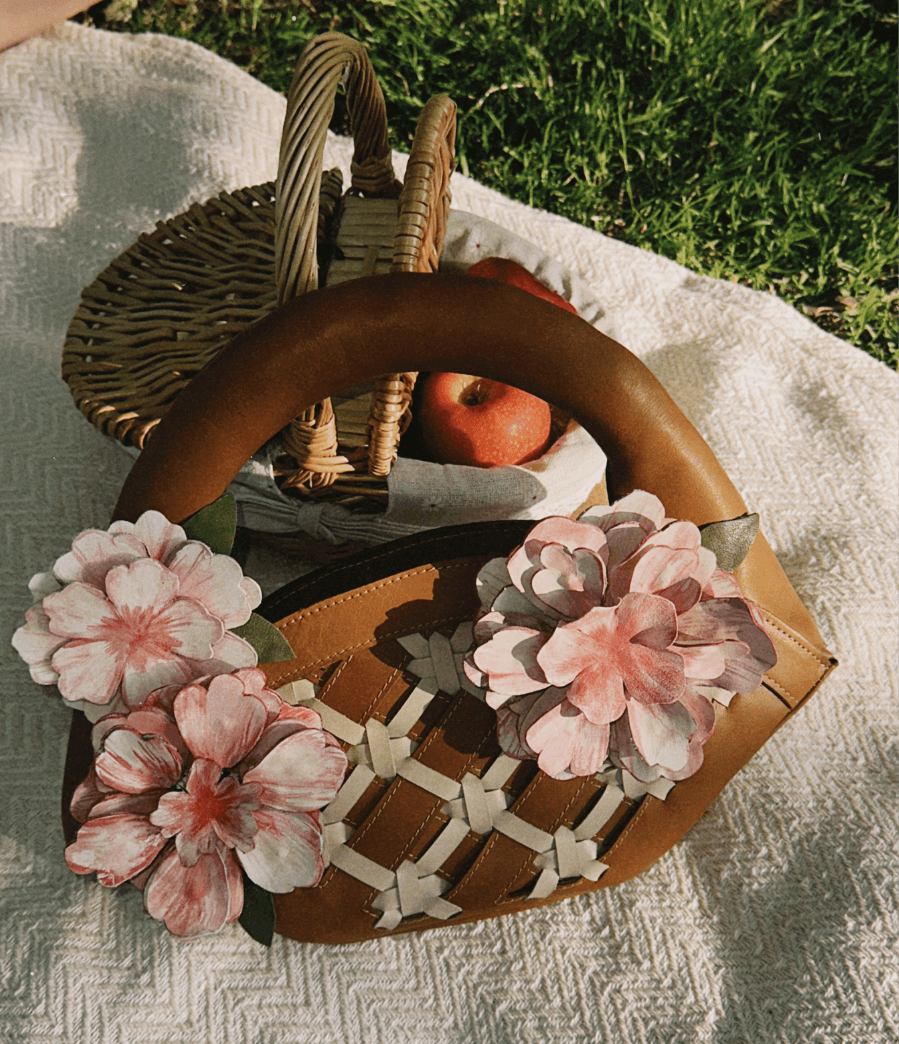 Picnic: alive bags, portfolio item 1