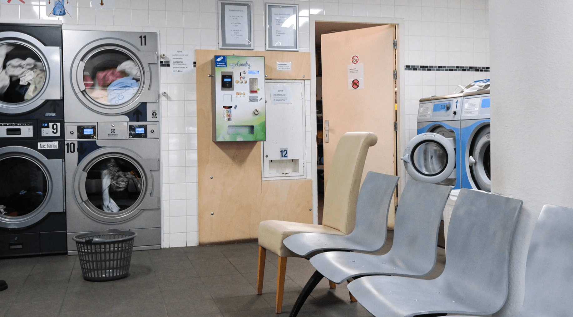 Stories from the laundromats, portfolio item 7