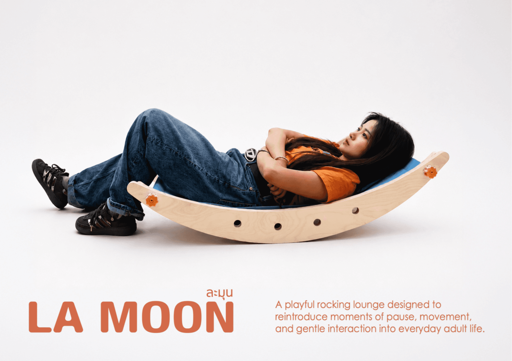 La Moon, portfolio item 1