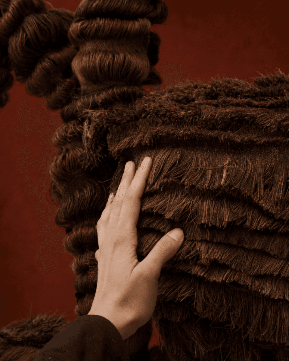 Hybrid surfaces, textile as a portal, portfolio item 10