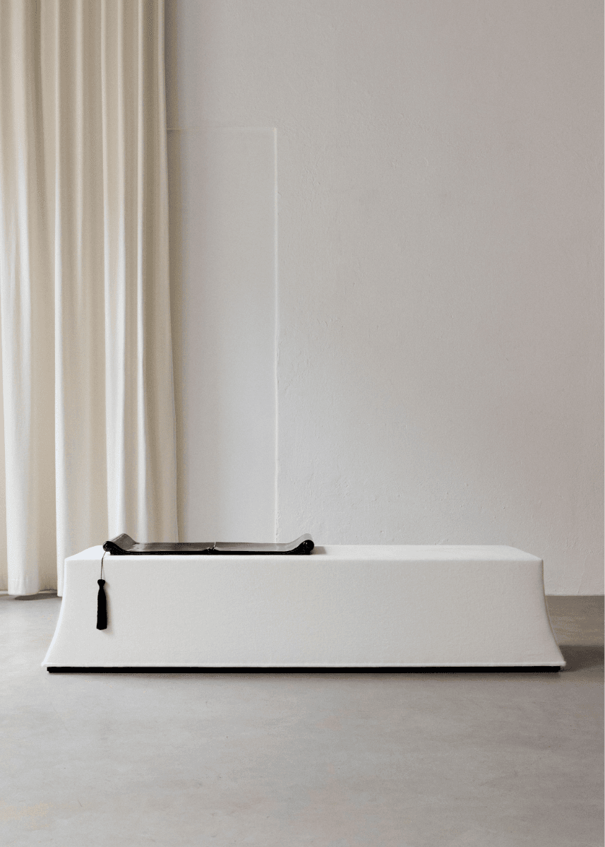 Ouroboros ottoman, portfolio item 1